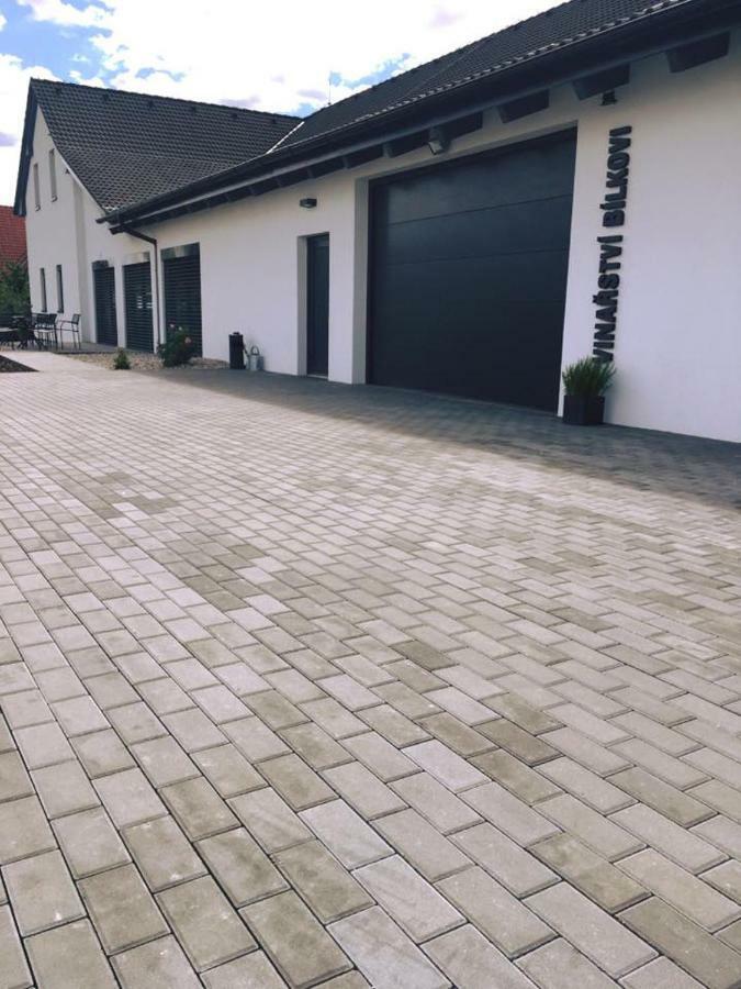 Penzion Vinarstvi Bilkovi Velke Bilovice Luaran gambar